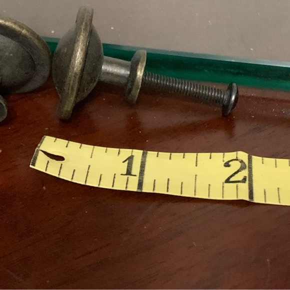 Set of 2 Metal Round Drawer Pulls - Picture 5 of 6